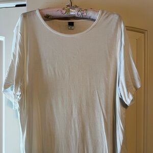 Old Navy Short Sleeve shirt